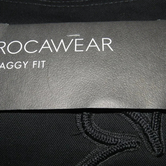 ROCAWEAR Baggy Fit Button Closure Black Jeans Size 34 - Picture 8 of 11